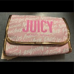 JUICY COUTURE womens travel kit